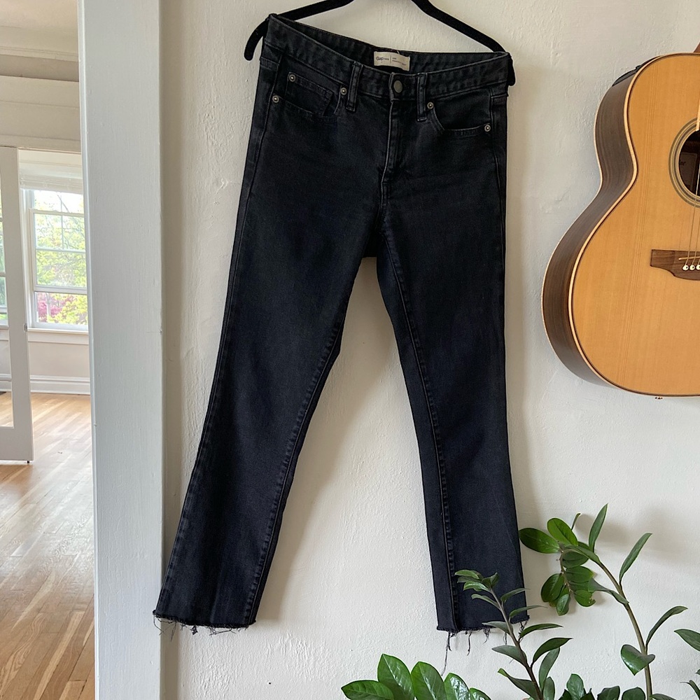 Gap Perfect Boot Jeans. Size 26.